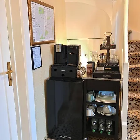 Lion Homestay Munich Exterior photo